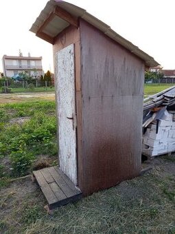 Latrína, suché WC, kadibudka