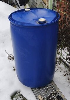 Predám dva sudy 220 L