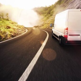 Ponukam : Preprava Autobusová , nákladná , osobna ..  Čokoľv