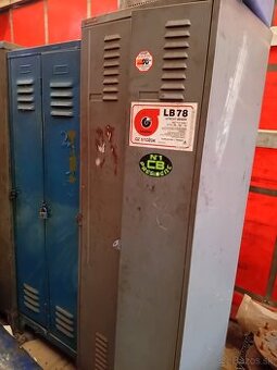 Kovová šatníkov skriňa 1800x600x500