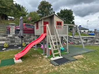 Detsky drevený domcek Middle s montážou a s dovozom