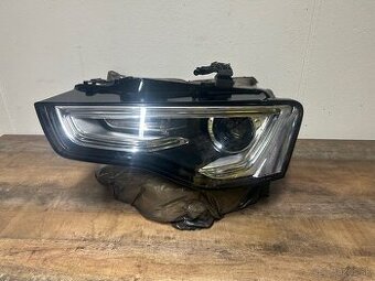 Ľavý predný pre Audi A5 (2007–2017).