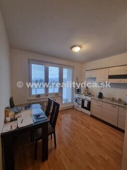 Predáme 1-izbový byt s balkónom v Dubnici n/V - ABC