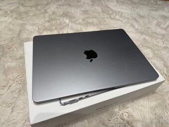 Apple Macbook Air m3 13” 8GB/256GB SSD space gray