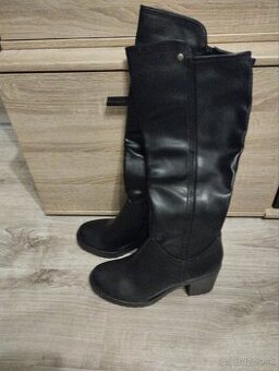 Vysoké čizmy veľ.41