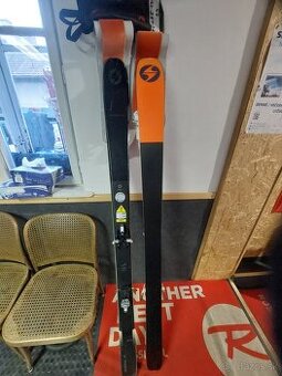 Predam skialpinisticke lyze