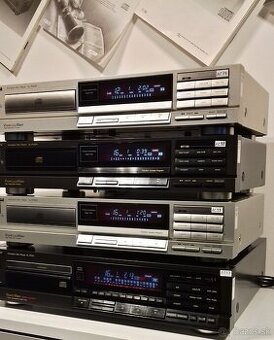 Seria CD prehravac TECHNICS vzacne modely velky display= Cd1