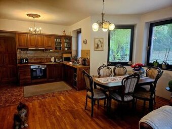 VIVAREAL EXKLUZÍVNA PONUKA 6 izb. RD, garáž, pozemok 844 m