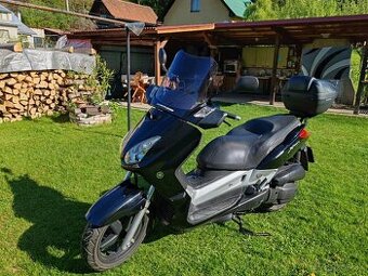 Predám skúter YAMAHA XMAX 125