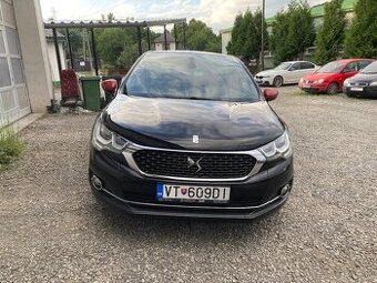 DS 4