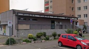 Kancelárie/objekt s možnosťou skladu a parkovania, v blízkos