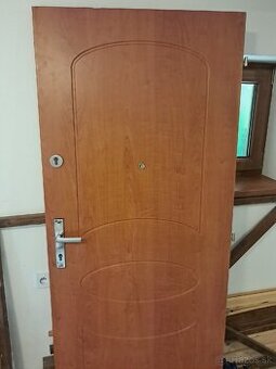 vchodove dvere do bytu 80P, bezpecnostne, protipoziarne