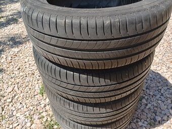 Predam 4ks pneu 195/55/r16 letne 87H Michelin