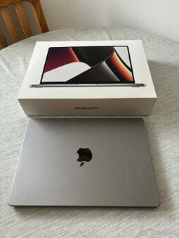 Apple macbook M1 PRO