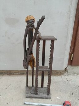 Predám stojan na cd v tvare gitaristu