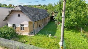 Rekreačná chalupa na rekonštrukciu s veľkým pozemkom - 1