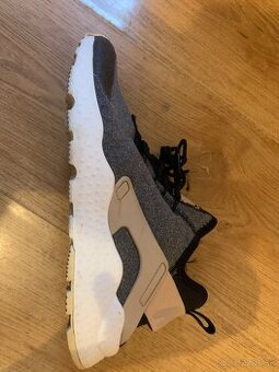 Predám dámske NIKE 37,5