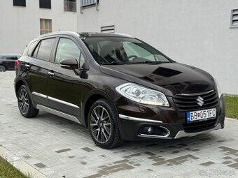Suzuki SX4 S-Cross 4x4 1.6 I VVT Elegance+ CVT 60647km