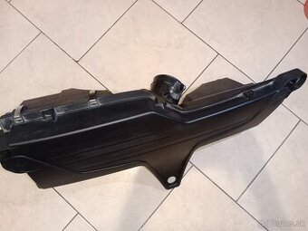 Obal vzduchového filtra bmw f30 f31 f20 2.0d b47