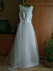 Tylové svadobné šaty s čipkou + spodnička (NOVÉ)