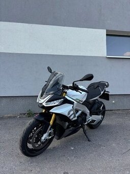 Aprilia tuono v4 1100