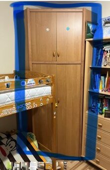 Rohova skriňa IKEA