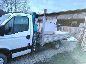 Auto s Hydraulickou rukou Preprava