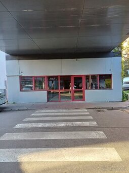 Prenájom obchodného priestoru Záhradnícka ul. 95 Ružinov