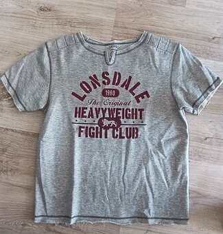 LONSDALE box...
