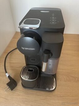 Kavovar Nespresso-Lattissima One