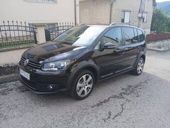 Volkswagen Touran 2.0 TDI CROSS 7-MIEST