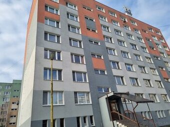 Dvojizbový byt s balkónom Lučenec