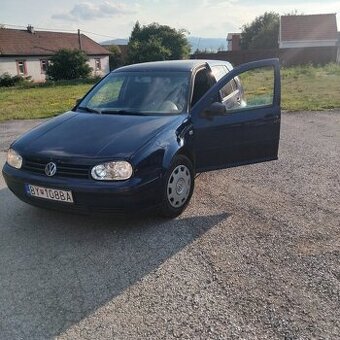 Volcvagen golf 4 .