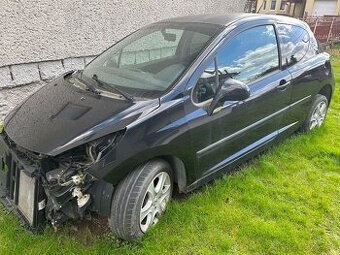 Predám / Rozpredam Peugeot 207 1.4 HDI 145 000km