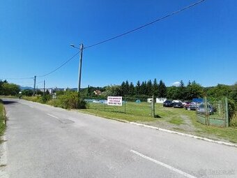 Priestory pre autoservis/pneuservis v Prievidzi.