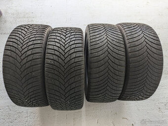 Predam zimne pneu 235/45 r18 98V Firestone winterhawk 4