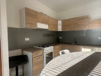 3 izbový byt s loggiou, 69 m2 na predaj