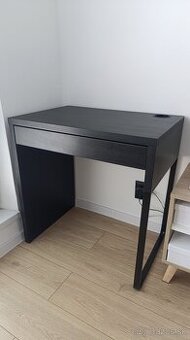 Stôl so zásuvkou - IKEA