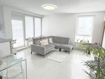 Prenájom 2-izbový byt - Záhorská Bystrica