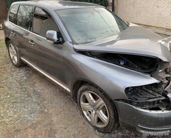 Rozpredam Volkswagen Touareg 5.0 V10 TDI 230kw AYH 4x4