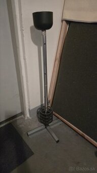 Stojan na pneumatiky