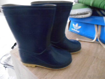 Predám gumené čižmy č. 27