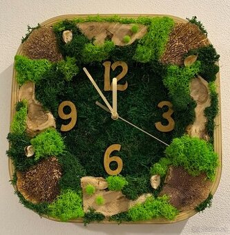 Machové hodiny Outdoors