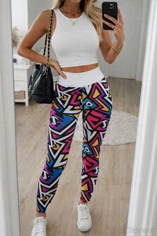 KRÁSNE LEGÍNY značky PIKALUNA, PC 37,50 EUR