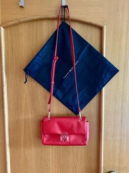 KOŽENÁ CROSSBODY KABELKA zn.TOMMY HILFIGER