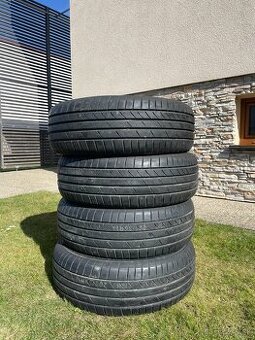 Kumho ECSTA 205/60 R16