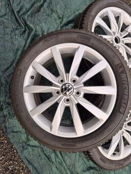 Nová zimní kola Volkswagen Golf R17 ET48