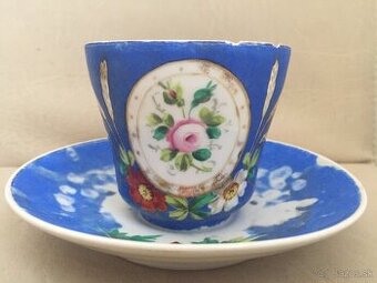 Starozitna salka z roku 1850 cca stav podla foto , ma nejake