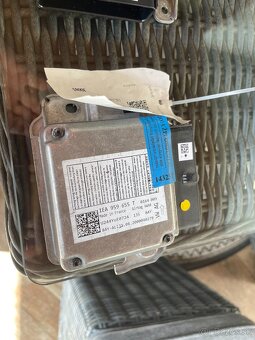 1EA959955 riadiaca jednotka airbagov octavia 4