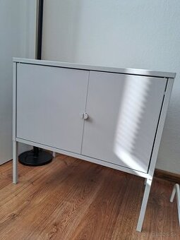 Skrinka / TV stolík